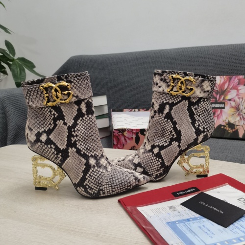 Replica Dolce & Gabbana D&G Boots For Women #1163110 $172.00 USD for Wholesale