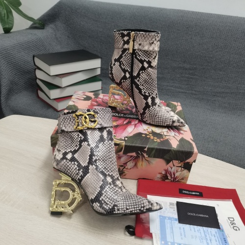 Replica Dolce & Gabbana D&G Boots For Women #1163110 $172.00 USD for Wholesale