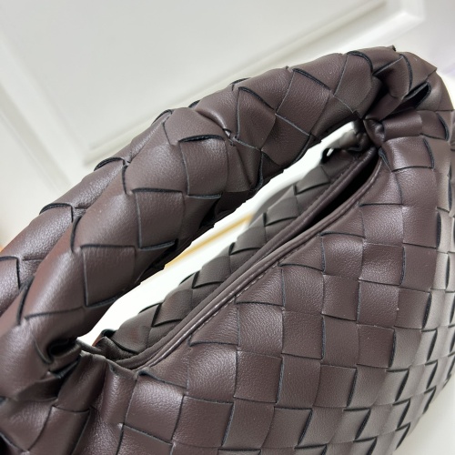 Replica Bottega Veneta BV AAA Quality Messenger Bags For Women #1170952 $98.00 USD for Wholesale