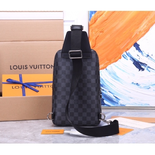 Replica Louis Vuitton AAA Man Messenger Bags #1174736 $122.00 USD for Wholesale