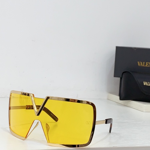 Wholesale Valentino AAA Quality Sunglasses #1181104 $68.00 USD, Wholesale Quality Replica Valentino AAA Quality Sunglasses