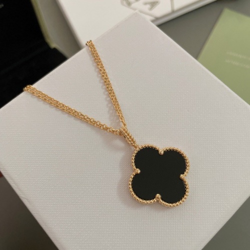 Wholesale Van Cleef &amp; Arpels Necklaces For Women #1184068 $32.00 USD, Wholesale Quality Replica Van Cleef &amp; Arpels Necklaces