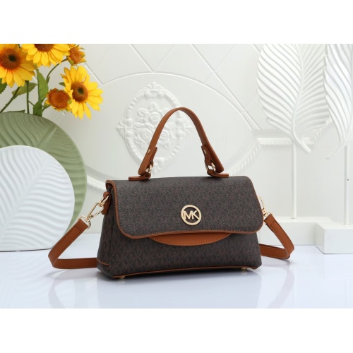 Wholesale Michael Kors Messenger Bags For Women #1185307 $34.00 USD, Wholesale Quality Replica Michael Kors Messenger Bags