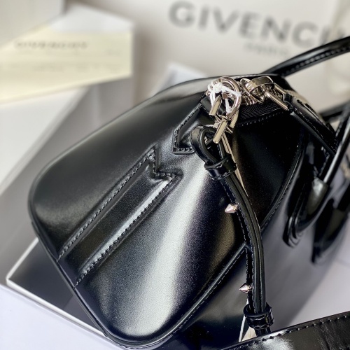 Replica Givenchy AAA Quality Handbags For Women #1185508 $240.00 USD for Wholesale