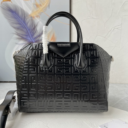 Replica Givenchy AAA Quality Handbags For Women #1185537 $210.00 USD for Wholesale