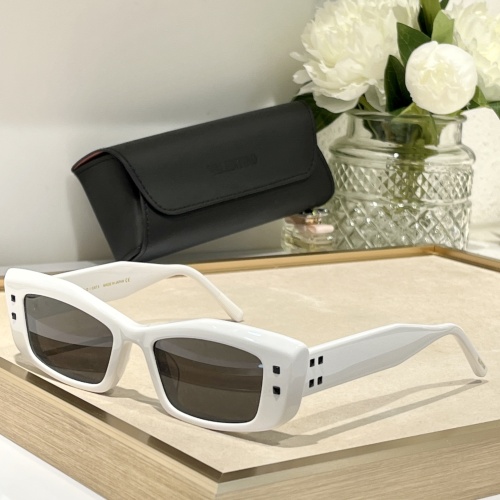 Wholesale Valentino AAA Quality Sunglasses #1187806 $64.00 USD, Wholesale Quality Replica Valentino AAA Quality Sunglasses