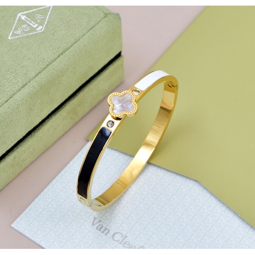 Wholesale Van Cleef &amp; Arpels Bracelets For Women #1191571 $22.00 USD, Wholesale Quality Replica Van Cleef &amp; Arpels Bracelets