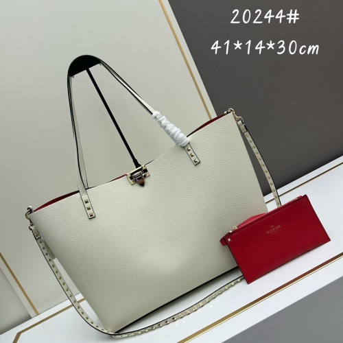 Wholesale Valentino AAA Quality Shoulder Bags For Women #1192182 $102.00 USD, Wholesale Quality Replica Valentino AAA Quality Shoulder Bags