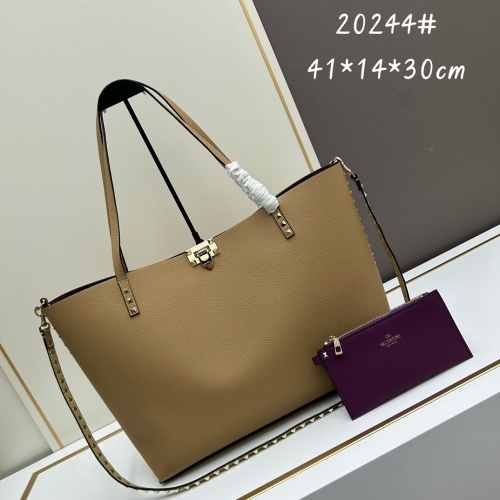 Wholesale Valentino AAA Quality Shoulder Bags For Women #1192184 $102.00 USD, Wholesale Quality Replica Valentino AAA Quality Shoulder Bags