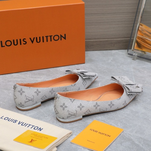 Replica Louis Vuitton Flat Shoes For Women #1197905 $112.00 USD for Wholesale