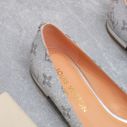 Replica Louis Vuitton Flat Shoes For Women #1197905 $112.00 USD for Wholesale