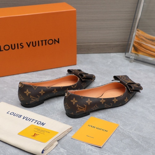 Replica Louis Vuitton Flat Shoes For Women #1197906 $112.00 USD for Wholesale