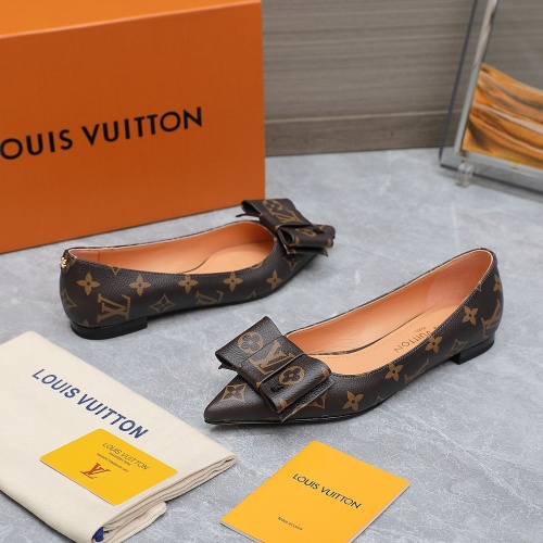 Replica Louis Vuitton Flat Shoes For Women #1197906 $112.00 USD for Wholesale