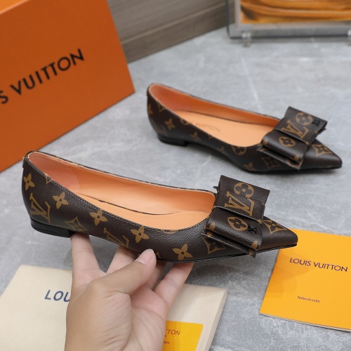 Replica Louis Vuitton Flat Shoes For Women #1197906 $112.00 USD for Wholesale