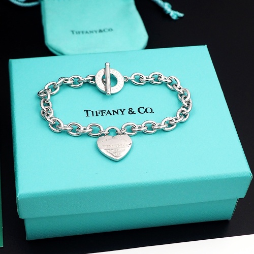 Replica Tiffany Bracelets #1204884 $25.00 USD for Wholesale