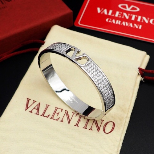 Wholesale Valentino Bracelets #1205833 $32.00 USD, Wholesale Quality Replica Valentino Bracelets