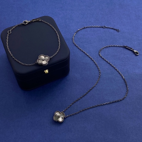 Wholesale Van Cleef &amp; Arpels Jewelry Set #1206074 $40.00 USD, Wholesale Quality Replica Van Cleef &amp; Arpels Jewelry Set