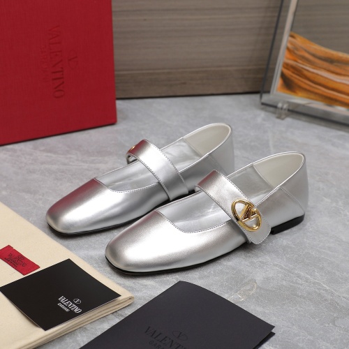 Wholesale Valentino Flat Shoes For Women #1210333 $108.00 USD, Wholesale Quality Replica Valentino Flat Shoes