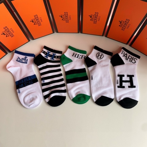 Wholesale Hermes Socks #1212775 $27.00 USD, Wholesale Quality Replica Hermes Socks