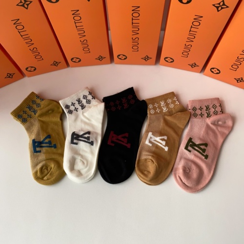 Wholesale Louis Vuitton LV Socks #1212830 $29.00 USD, Wholesale Quality Replica Louis Vuitton LV Socks