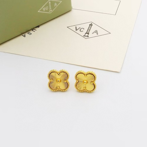 Wholesale Van Cleef &amp; Arpels Earrings For Women #1213930 $25.00 USD, Wholesale Quality Replica Van Cleef &amp; Arpels Earrings