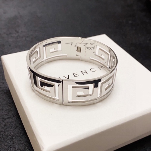 Wholesale Givenchy Bracelets #1214262 $32.00 USD, Wholesale Quality Replica Givenchy Bracelets