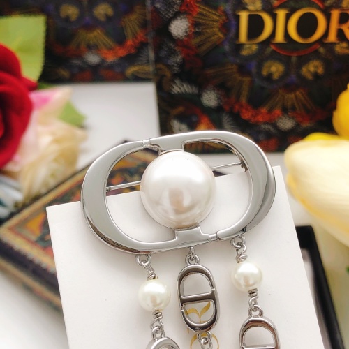 Replica Christian Dior Brooches For Women #1215364 $32.00 USD for Wholesale