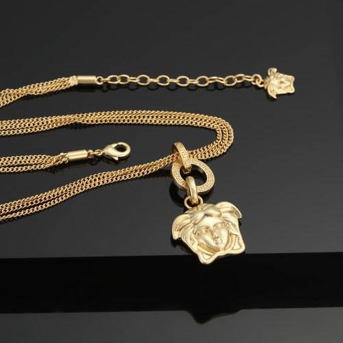 Wholesale Versace Necklaces #1215473 $29.00 USD, Wholesale Quality Replica Versace Necklaces