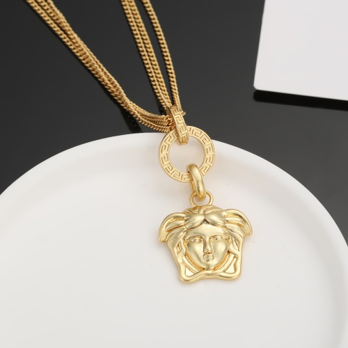 Replica Versace Necklaces #1215473 $29.00 USD for Wholesale