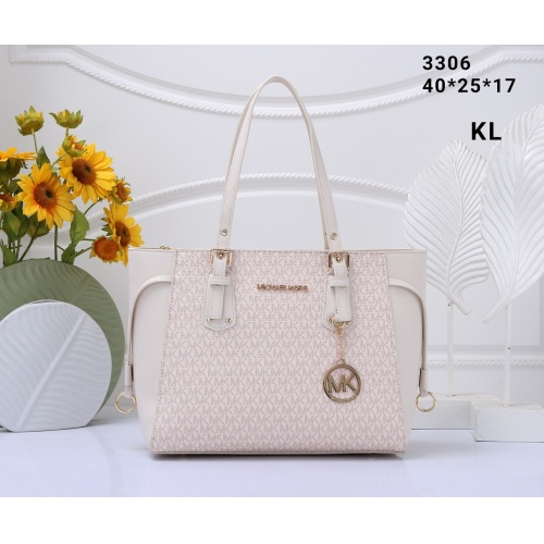 Wholesale Michael Kors Handbags For Women #1219164 $34.00 USD, Wholesale Quality Replica Michael Kors Handbags