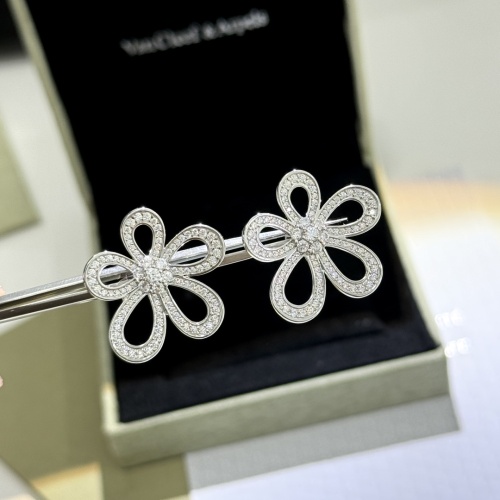 Wholesale Van Cleef &amp; Arpels Earrings For Women #1219211 $56.00 USD, Wholesale Quality Replica Van Cleef &amp; Arpels Earrings