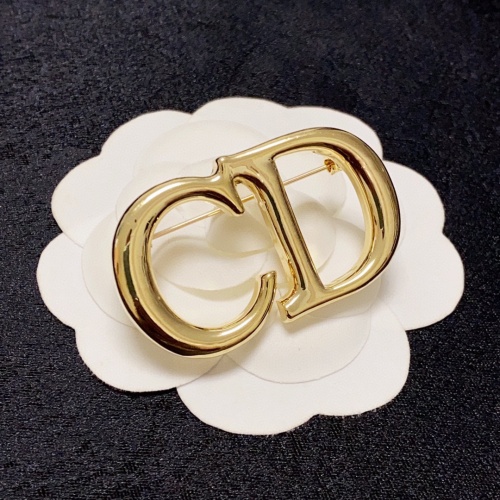 Replica Christian Dior Brooches For Women #1219927 $27.00 USD for Wholesale