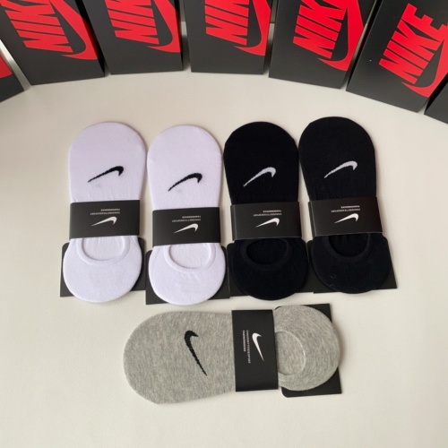 Replica Nike Socks #1221939 $27.00 USD for Wholesale