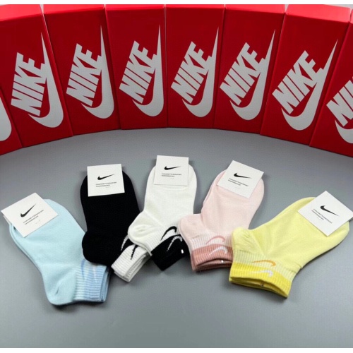 Replica Nike Socks #1221945 $27.00 USD for Wholesale