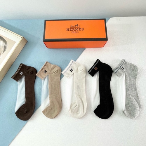 Wholesale Hermes Socks #1221955 $27.00 USD, Wholesale Quality Replica Hermes Socks