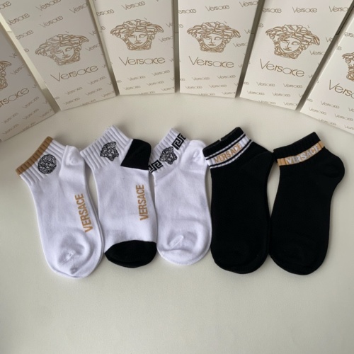 Wholesale Versace Socks #1222082 $27.00 USD, Wholesale Quality Replica Versace Socks