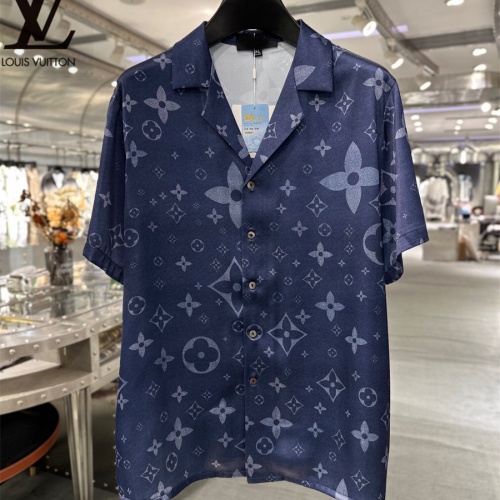 Replica Louis Vuitton LV Tracksuits Short Sleeved For Men #1222578 $72.00 USD for Wholesale