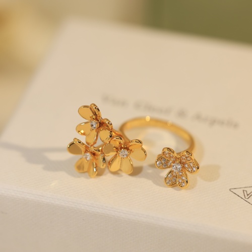 Wholesale Van Cleef &amp; Arpels Rings For Women #1223330 $32.00 USD, Wholesale Quality Replica Van Cleef &amp; Arpels Rings