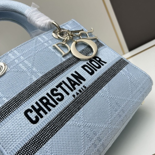 Replica Christian Dior AAA Quality Handbags For Women #1223809 $122.00 USD for Wholesale