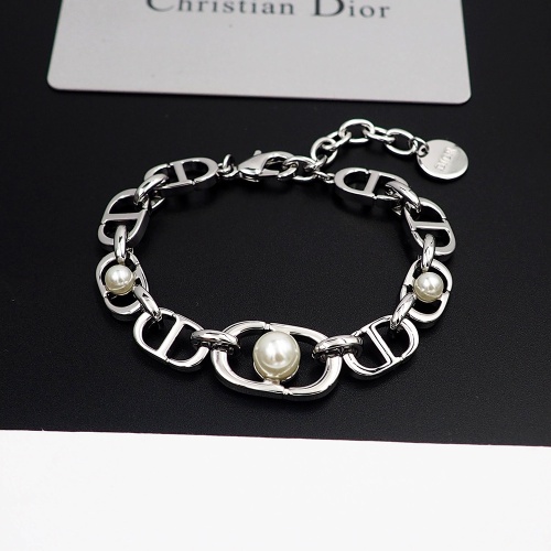 Wholesale Christian Dior Bracelets #1224369 $29.00 USD, Wholesale Quality Replica Christian Dior Bracelets