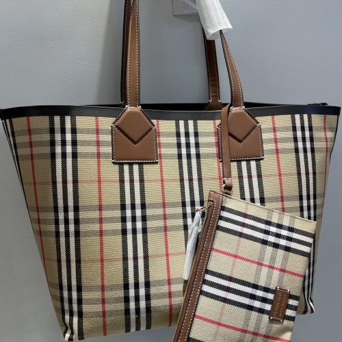 Wholesale Burberry AAA Quality Shoulder Bags For Women #1225082 $160.00 USD, Wholesale Quality Replica Burberry AAA Quality Shoulder Bags