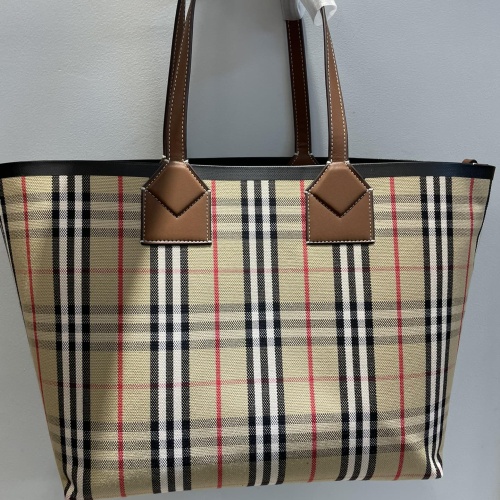 Replica Burberry AAA Quality Shoulder Bags For Women #1225082 $160.00 USD for Wholesale