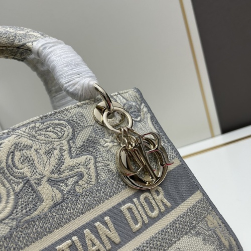 Replica Christian Dior AAA Quality Handbags For Women #1225792 $122.00 USD for Wholesale