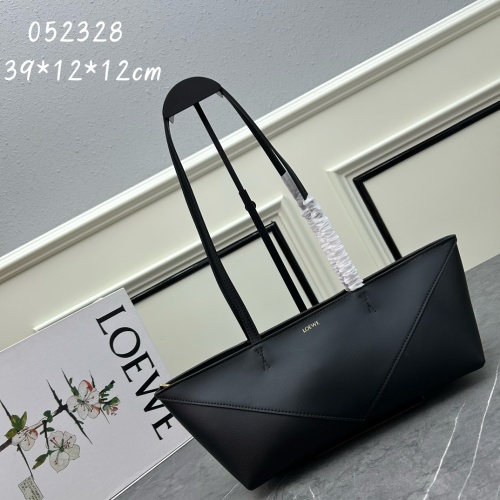 Wholesale LOEWE AAA Quality Shoulder Bags For Women #1225909 $155.00 USD, Wholesale Quality Replica LOEWE AAA Quality Shoulder Bags