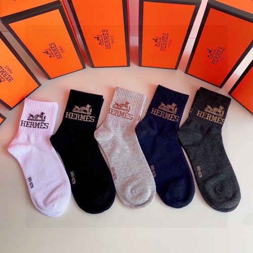 Wholesale Hermes Socks #1227566 $27.00 USD, Wholesale Quality Replica Hermes Socks