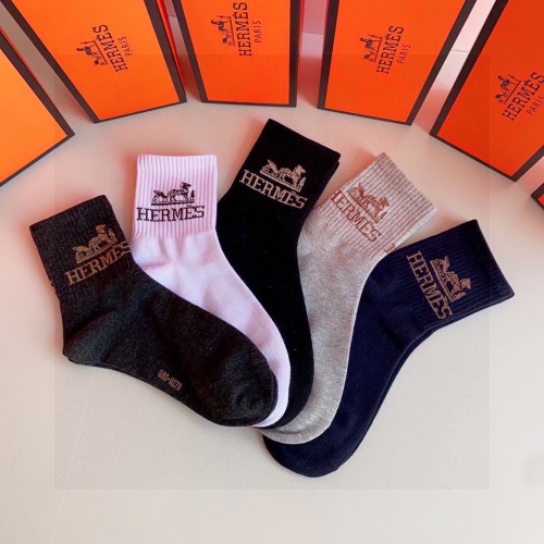 Replica Hermes Socks #1227566 $27.00 USD for Wholesale