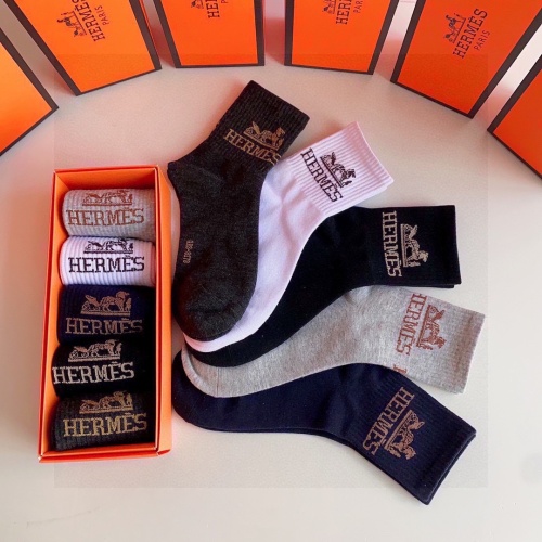 Replica Hermes Socks #1227566 $27.00 USD for Wholesale