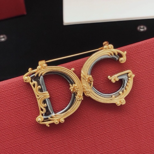 Wholesale Dolce &amp; Gabbana Brooches For Women #1228543 $32.00 USD, Wholesale Quality Replica Dolce &amp; Gabbana Brooches