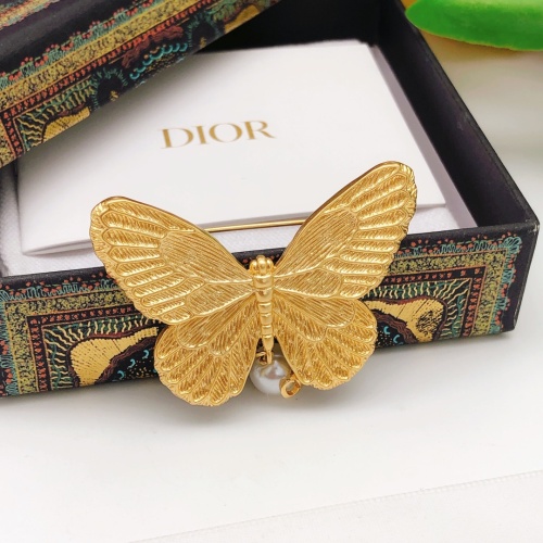 Replica Christian Dior Brooches For Women #1229355 $29.00 USD for Wholesale