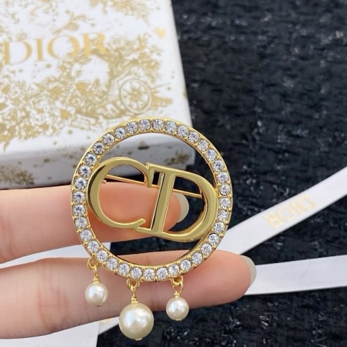 Replica Christian Dior Brooches For Women #1229773 $32.00 USD for Wholesale